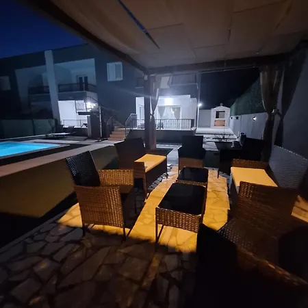 فيلة Casa Blanca *